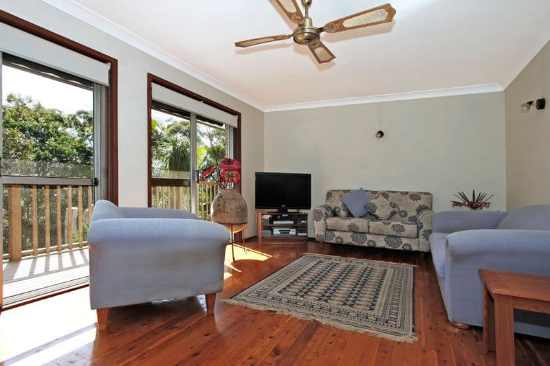 11 Inverness Place, KAREELA NSW 2232, Kareela - Thumbnail 2