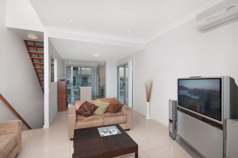 66 Richmond Road, MORNINGSIDE QLD 4170, Morningside - Thumbnail 4
