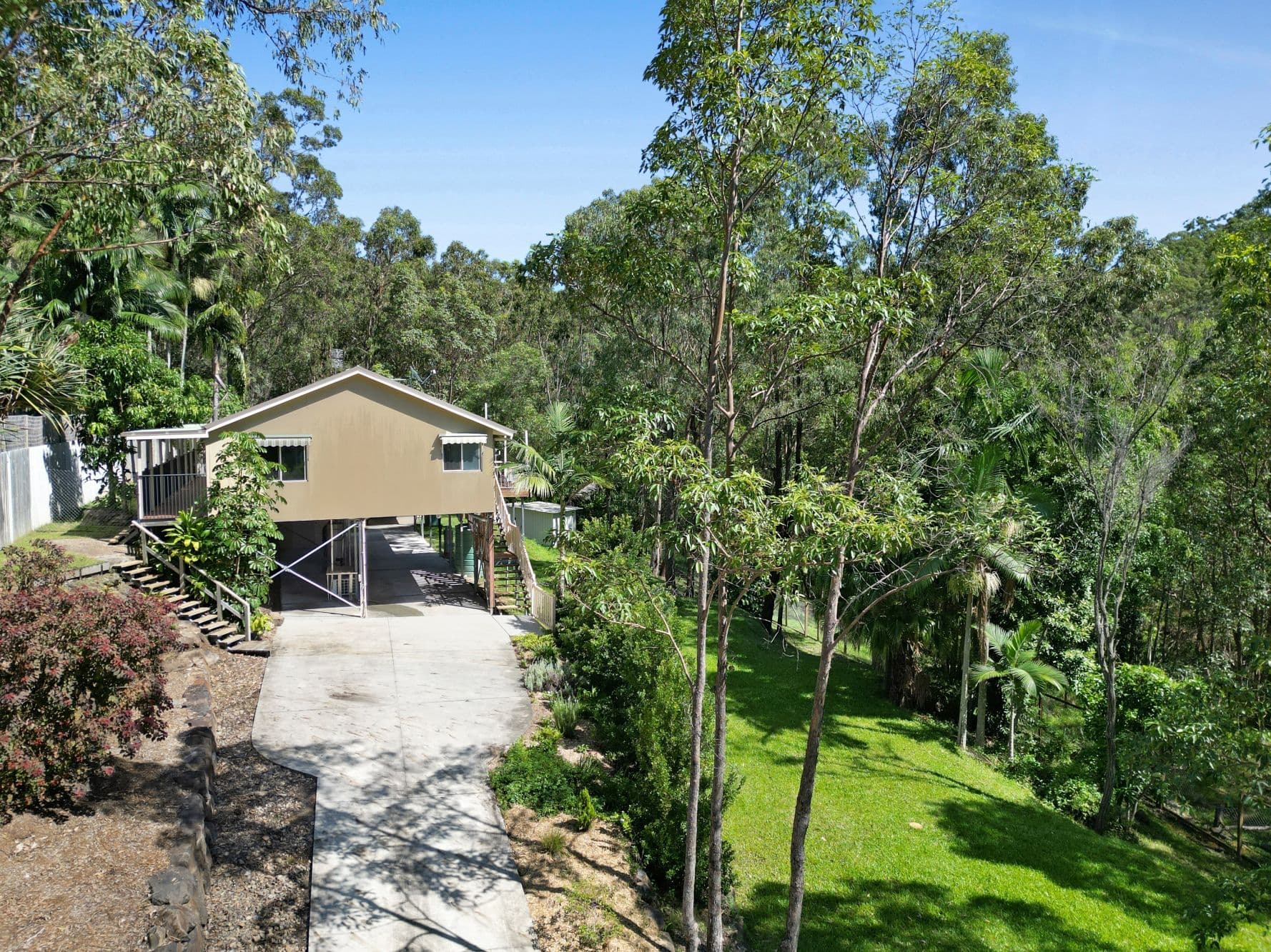 49 Wallaby Drive, Mudgeeraba QLD 4213, Mudgeeraba - Thumbnail 2