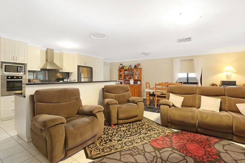 9 William Place, Howlong - Thumbnail 3