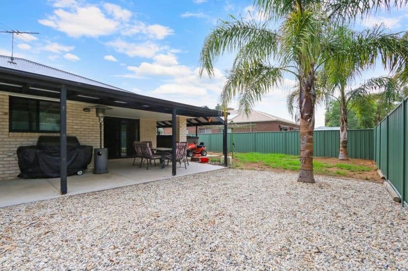 9 William Place, Howlong - Thumbnail 6