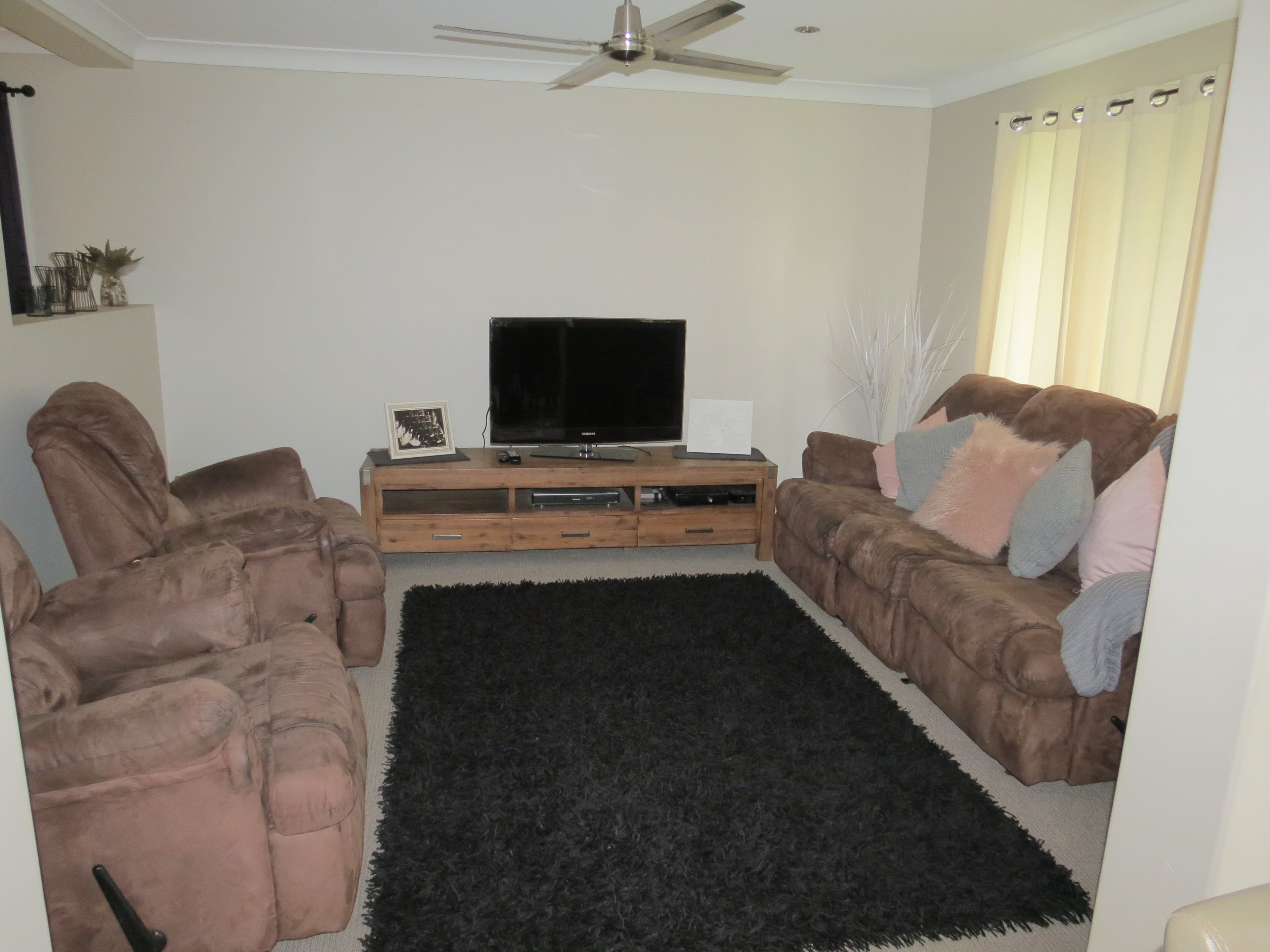 43 Jeppesen Drive, Emerald QLD 4720, Emerald - Thumbnail 4