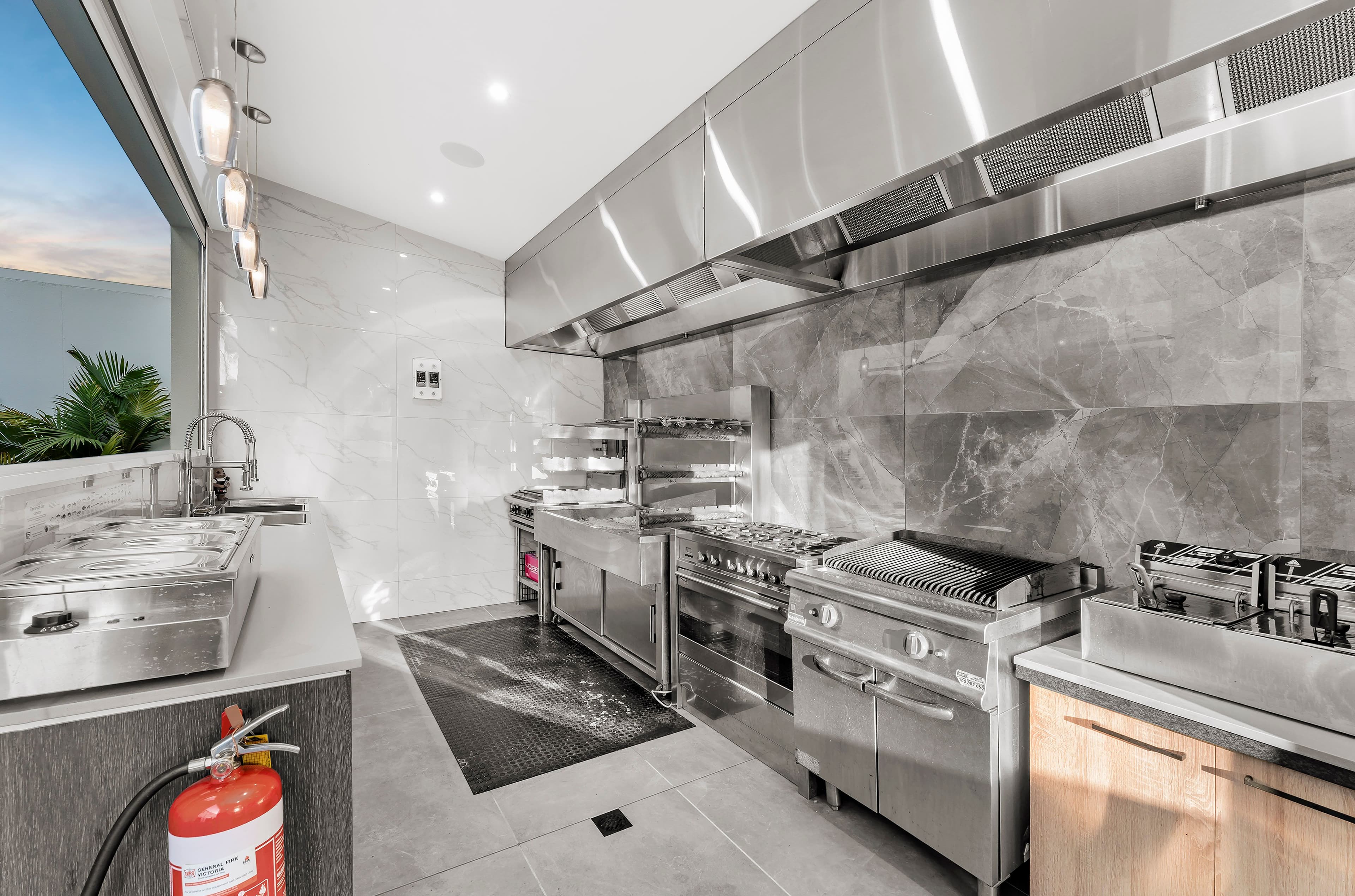 20 Mora Avenue, Oakleigh VIC 3166, Oakleigh - Thumbnail 4