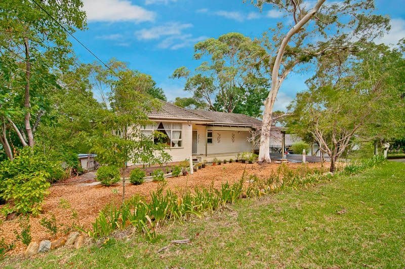35 Norman Avenue, THORNLEIGH NSW 2120, Thornleigh - Thumbnail 2