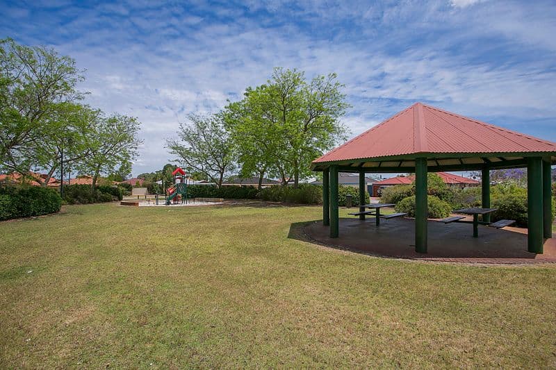 29 Grenache Crescent, CAVERSHAM WA 6055, Caversham - Thumbnail 2