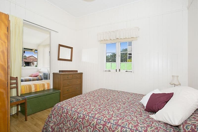 30 Ewart Street, Burleigh Heads QLD 4220, Burleigh Heads - Thumbnail 7
