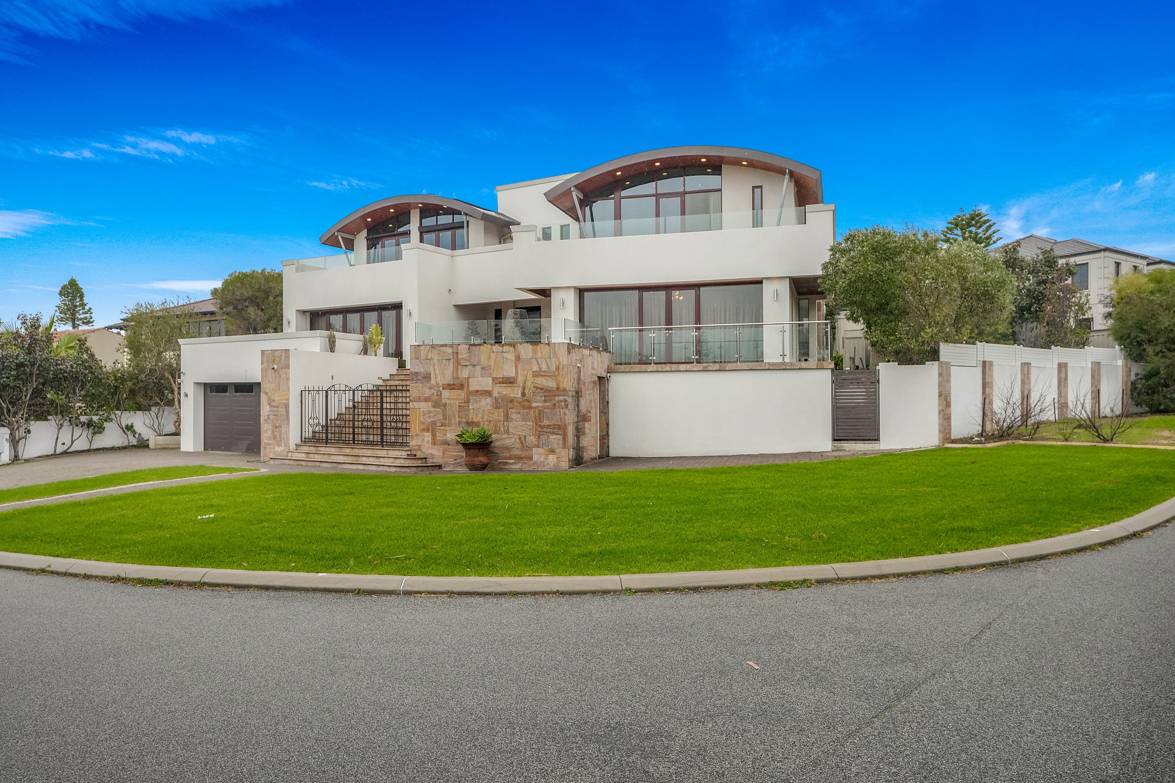 1 St Ives Loop, Kallaroo WA 6025, Kallaroo - Image 1