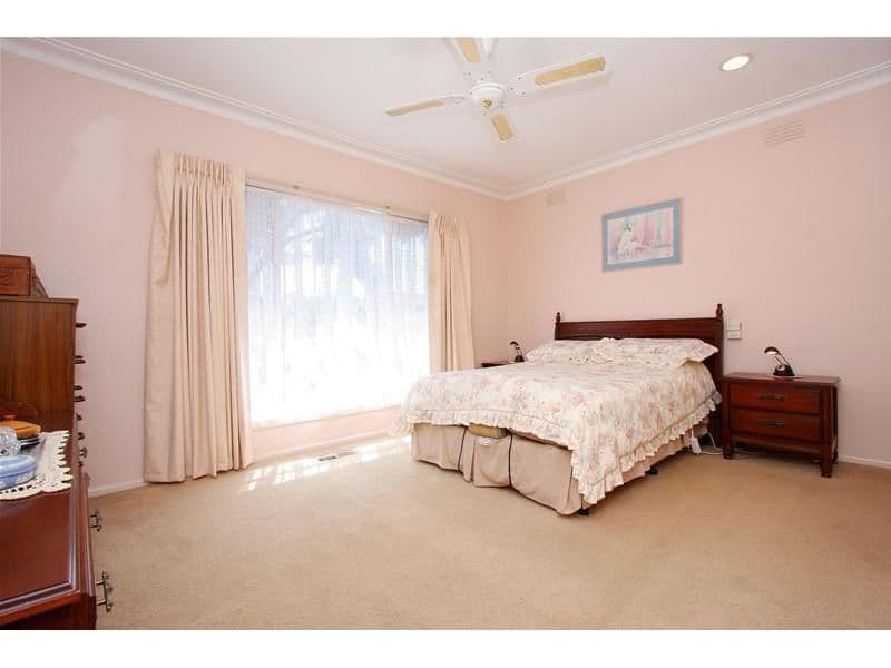 84 Moreton Crescent, BUNDOORA VIC 3083, Bundoora - Thumbnail 6