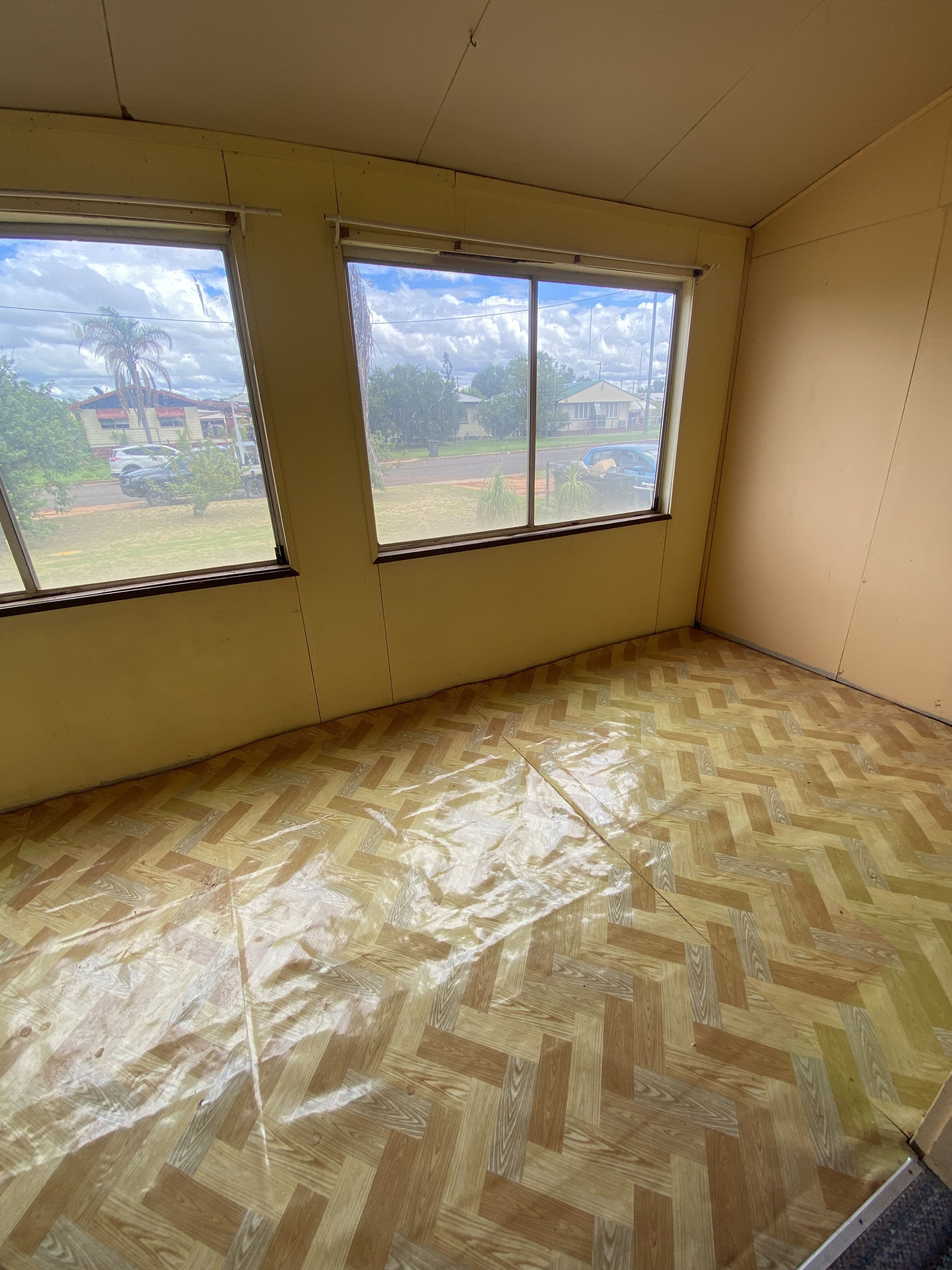 16 Chester Street, Charleville QLD 4470, Charleville - Thumbnail 2