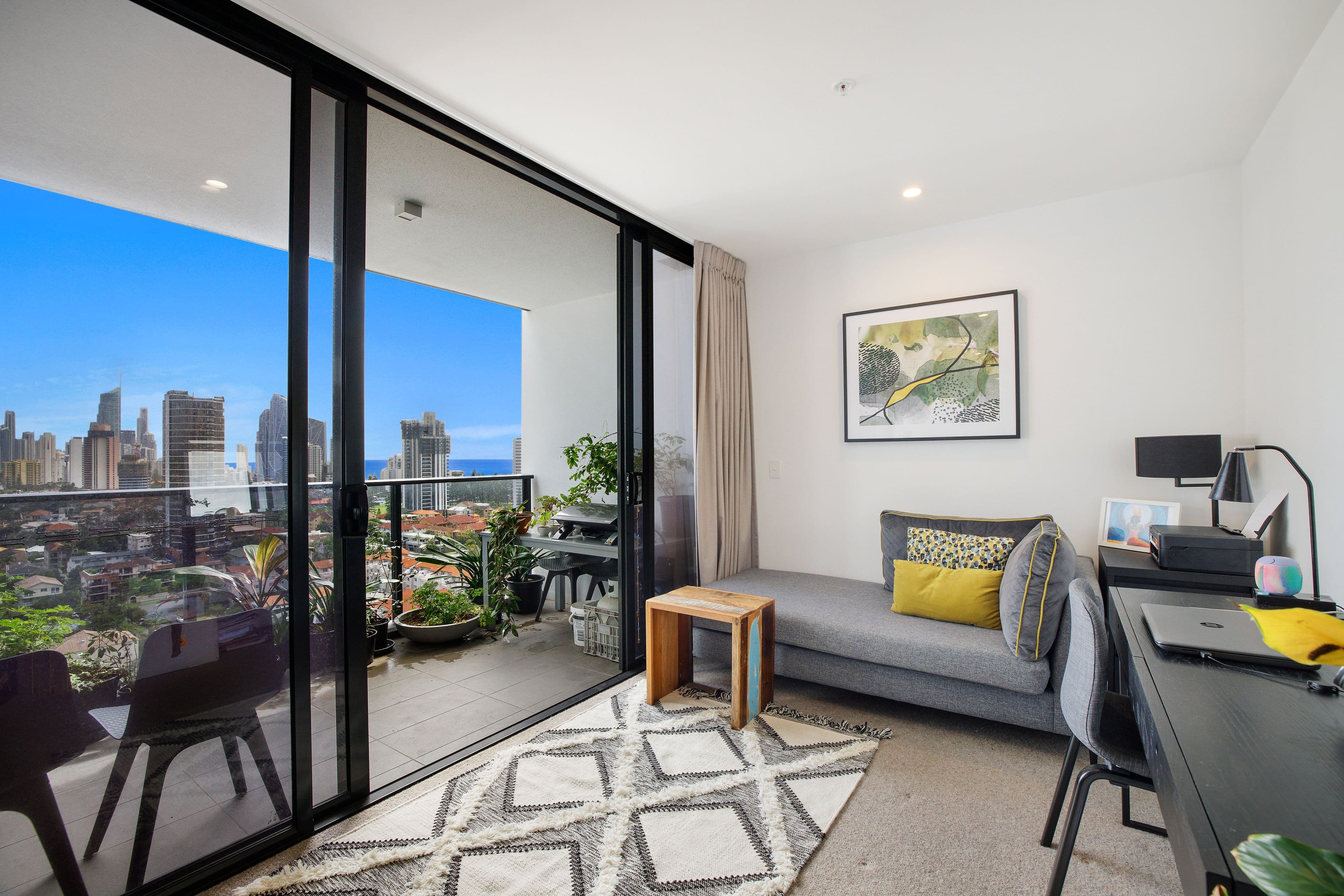 31 Queensland Avenue 'Qube', Broadbeach QLD 4218, Broadbeach - Thumbnail 2