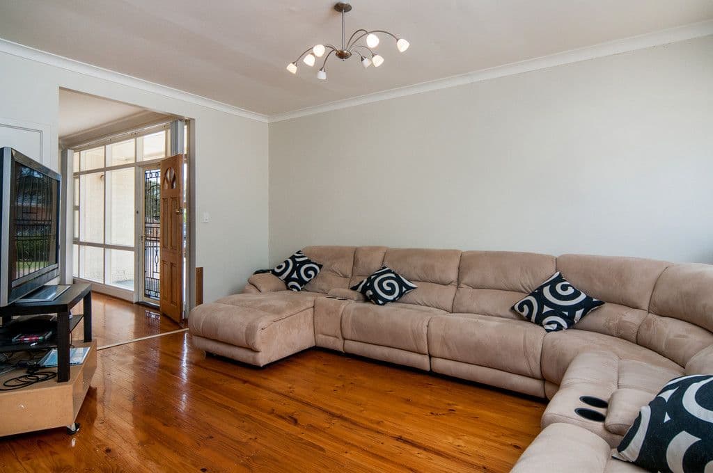 31 Thorne Crescent, MITCHELL PARK SA 5043, Mitchell Park - Thumbnail 5