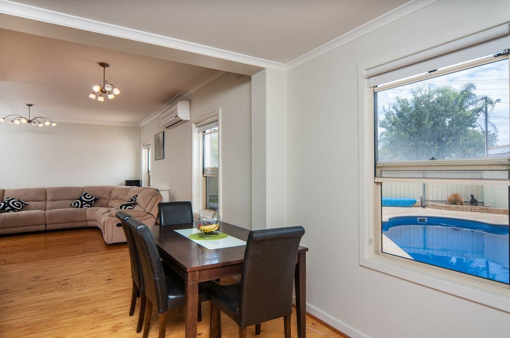 31 Thorne Crescent, MITCHELL PARK SA 5043, Mitchell Park - Thumbnail 6