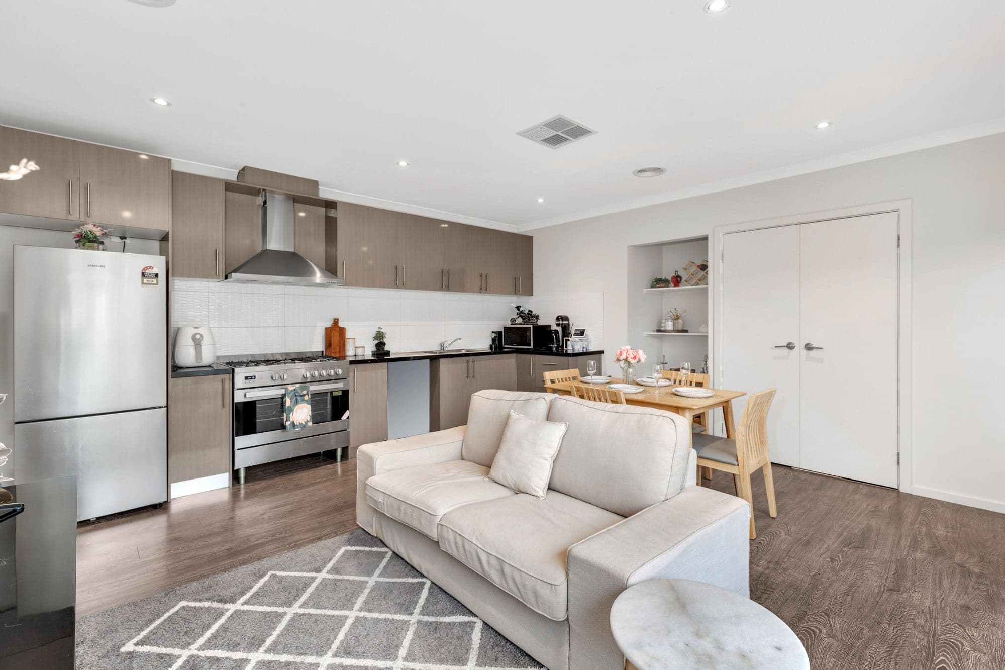 2 Dundas Road, Wyndham Vale VIC 3024, Wyndham Vale - Thumbnail 2