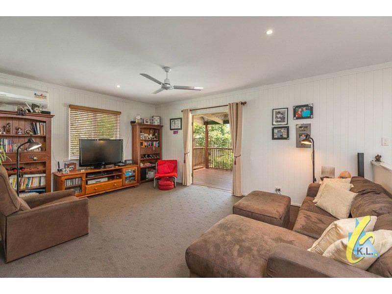 84 Woodend Road,  Woodend, Woodend - Thumbnail 3