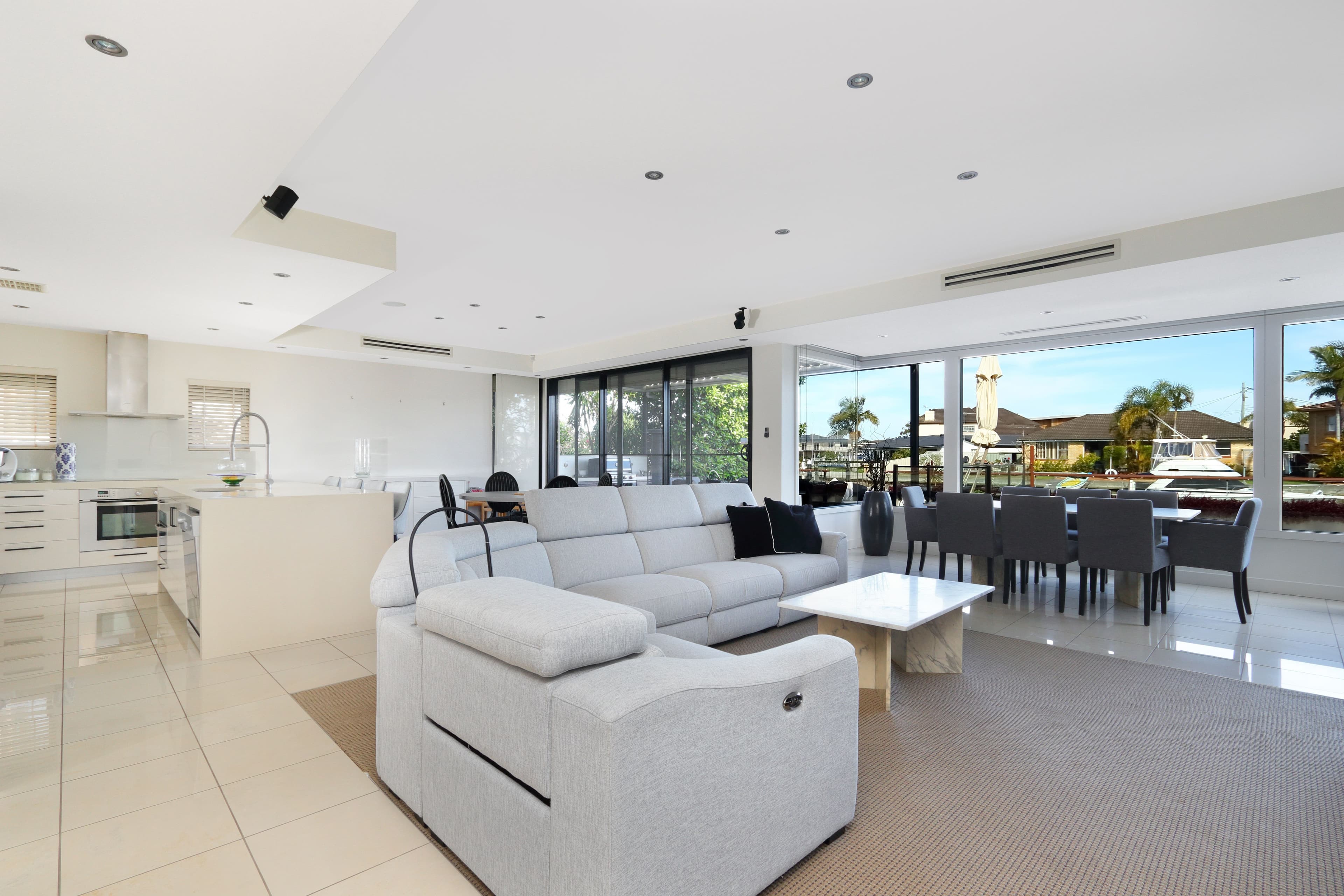 32 Castlereagh Crescent, Sylvania Waters NSW 2224, Sylvania Waters - Thumbnail 3