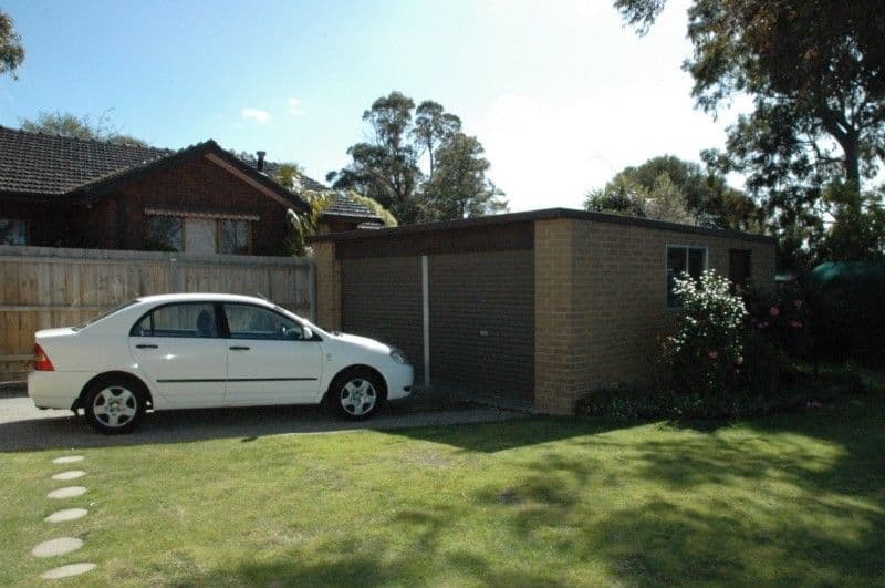 4 Ronald Court, SUNBURY VIC 3429, Sunbury - Thumbnail 3