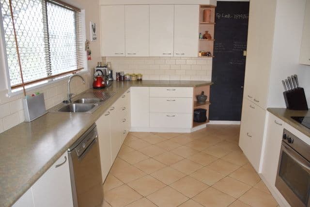 21 Kamilaroi Drive, Moree - Thumbnail 5