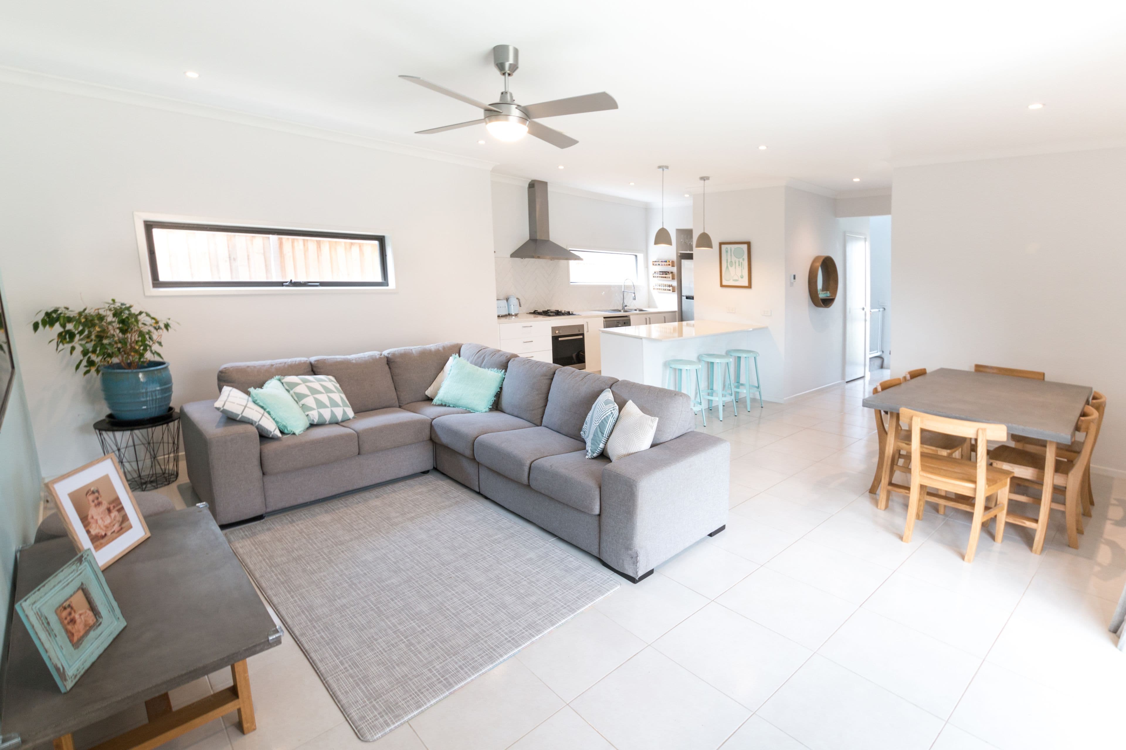 4 Dartnell Street, Cranbourne East VIC 3977, Cranbourne East - Thumbnail 3