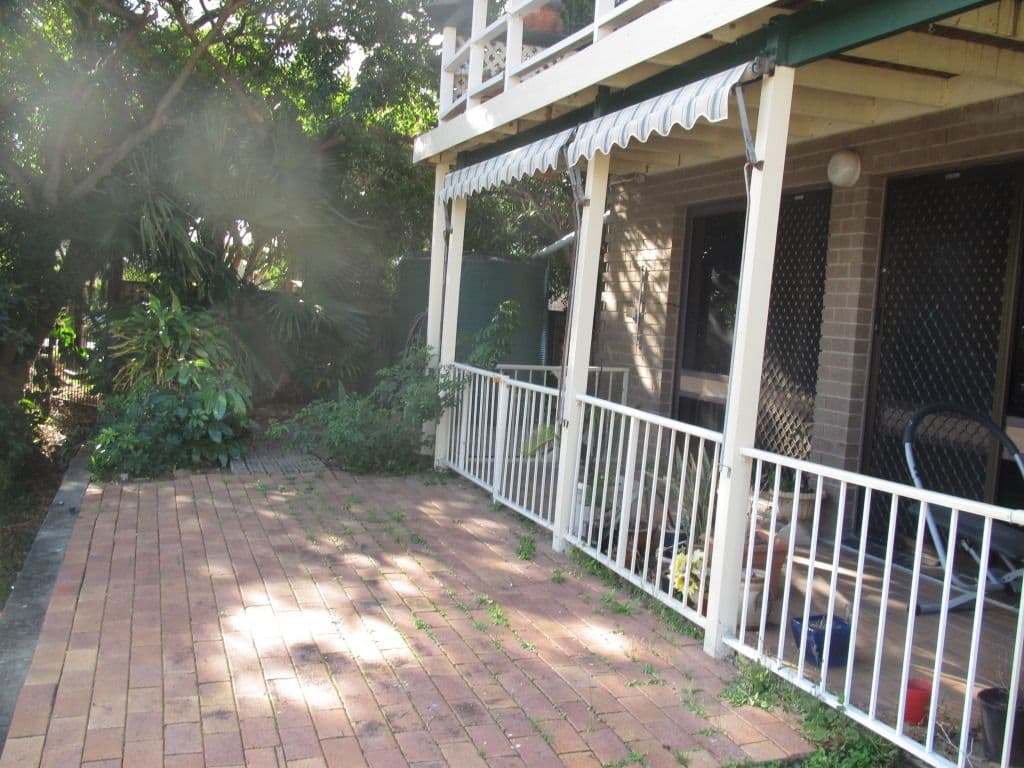 2 Orvieto Avenue, MERMAID WATERS QLD 4218, Mermaid Waters - Thumbnail 4