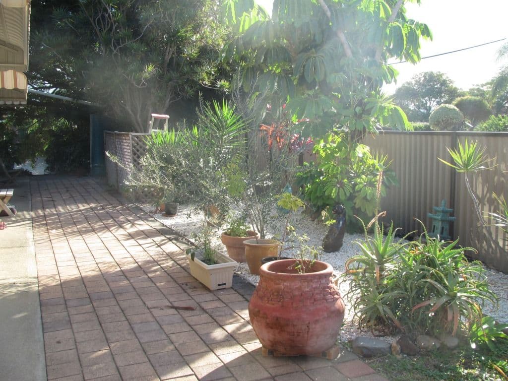 2 Orvieto Avenue, MERMAID WATERS QLD 4218, Mermaid Waters - Thumbnail 5
