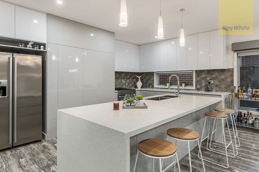 29 Lemon Myrtle Way, Craigieburn VIC 3064, Craigieburn - Thumbnail 3