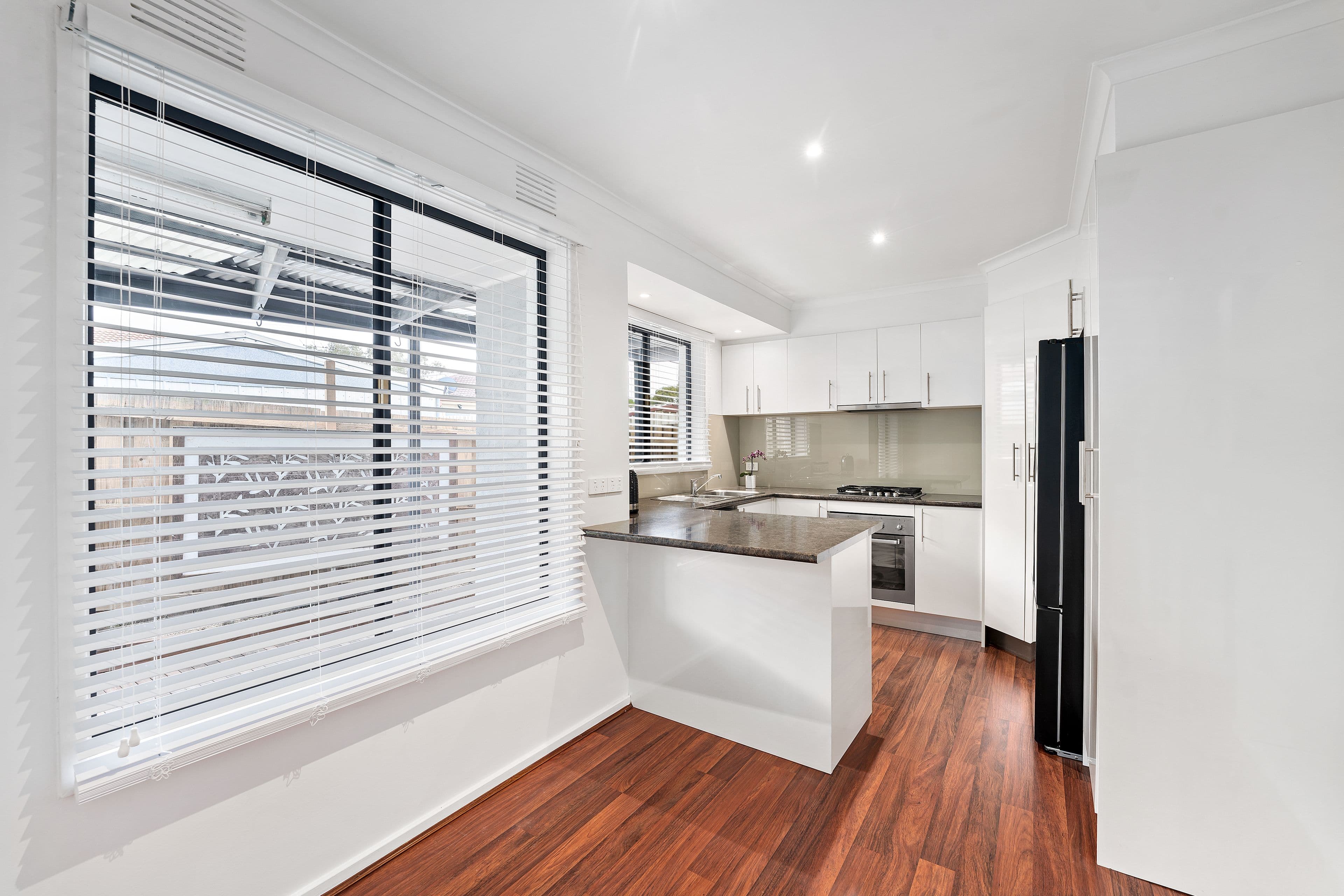 2 Ovens Court, Sunbury VIC 3429, Sunbury - Thumbnail 4