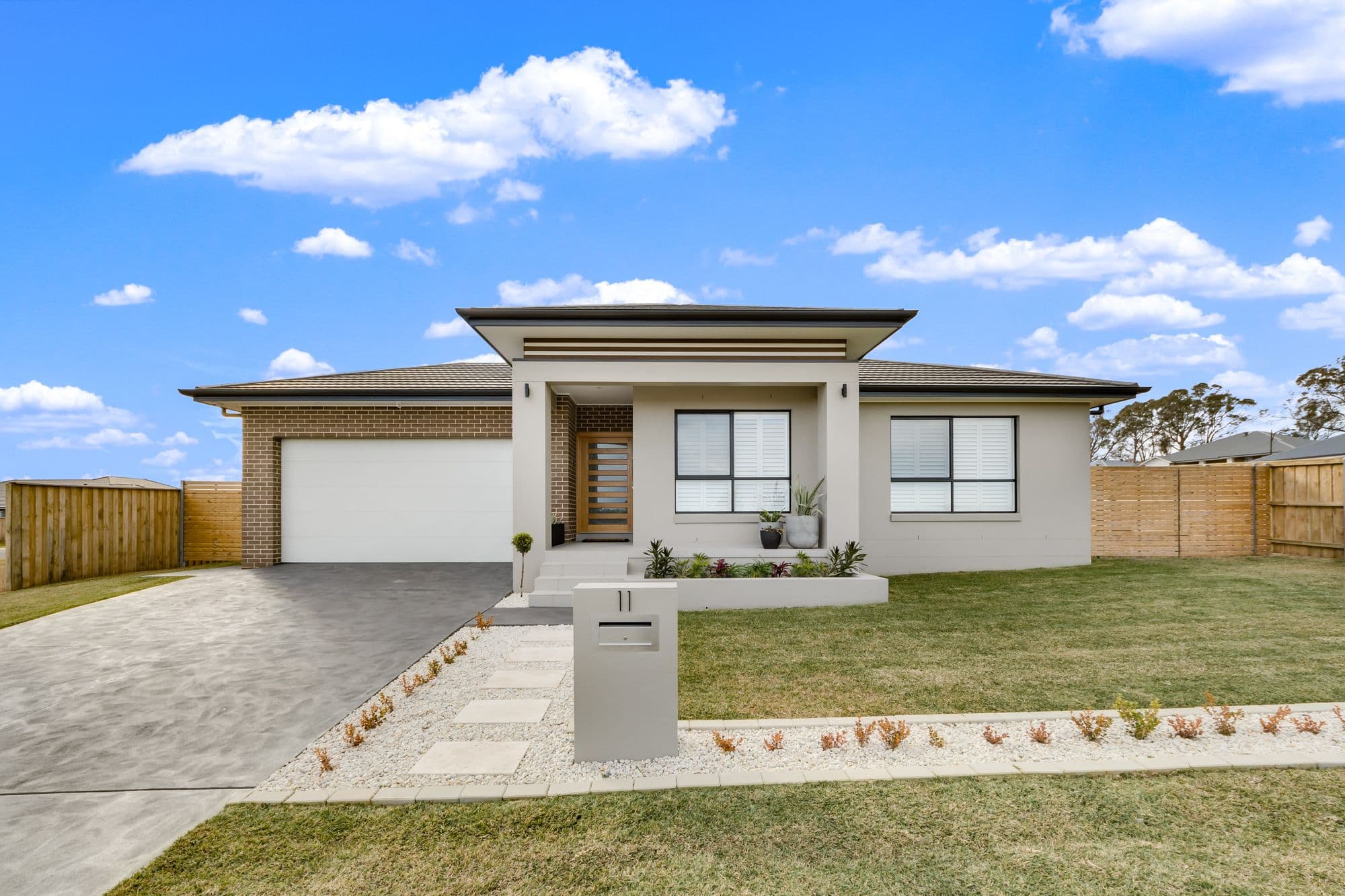 11 Gaudry Street, The Oaks - Image 1