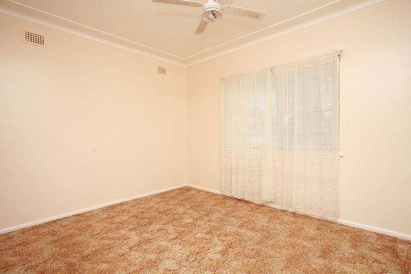 40 Braeside Road, GREYSTANES NSW 2145, Greystanes - Thumbnail 3