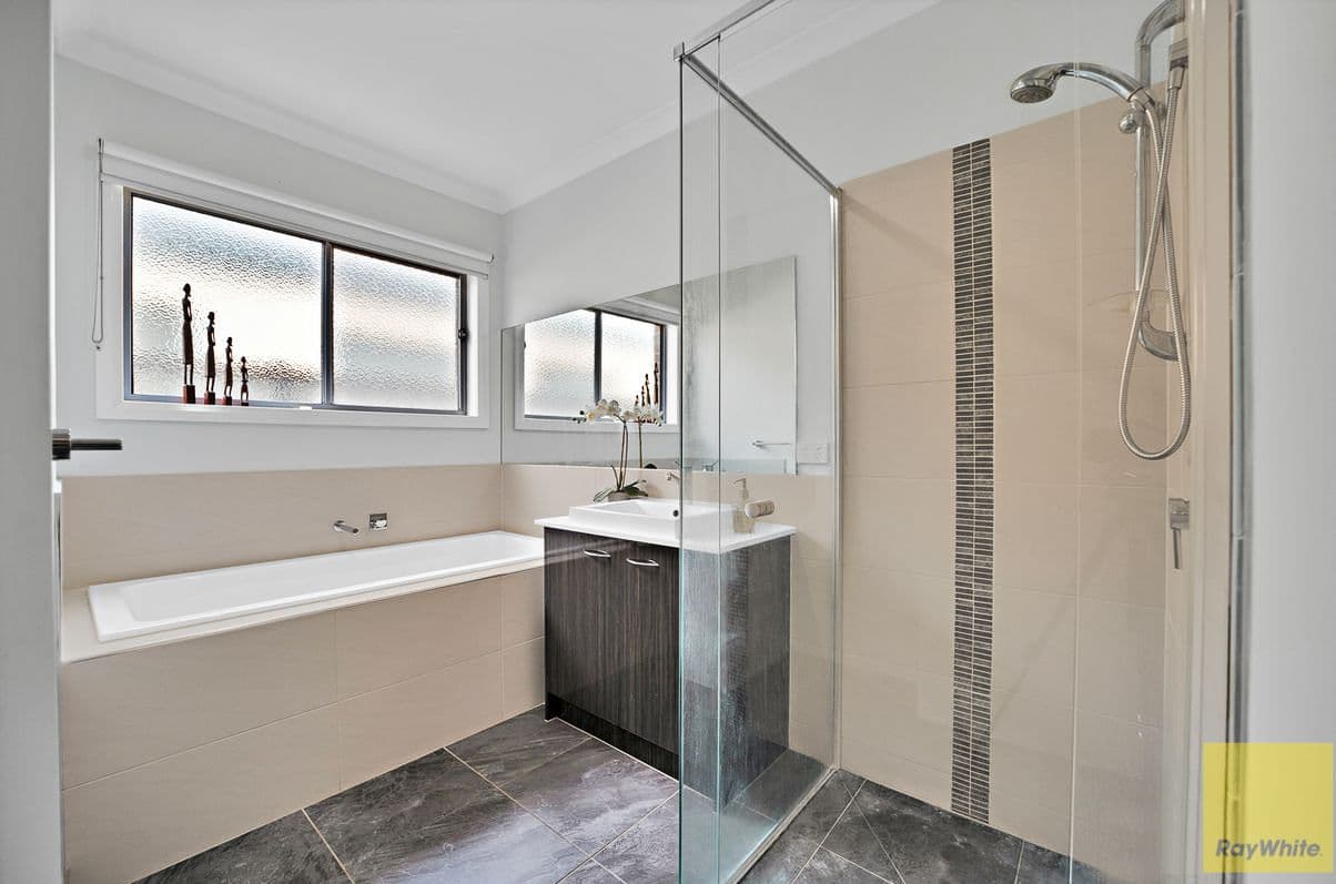 13 Moussa Court, Truganina VIC 3029, Truganina - Thumbnail 3