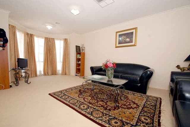 245 Thames Boulevard, TARNEIT VIC 3029, Tarneit - Thumbnail 2