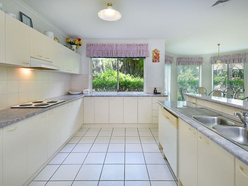 21 Casuarina Street, Bridgeman Downs QLD 4035, Bridgeman Downs - Thumbnail 5