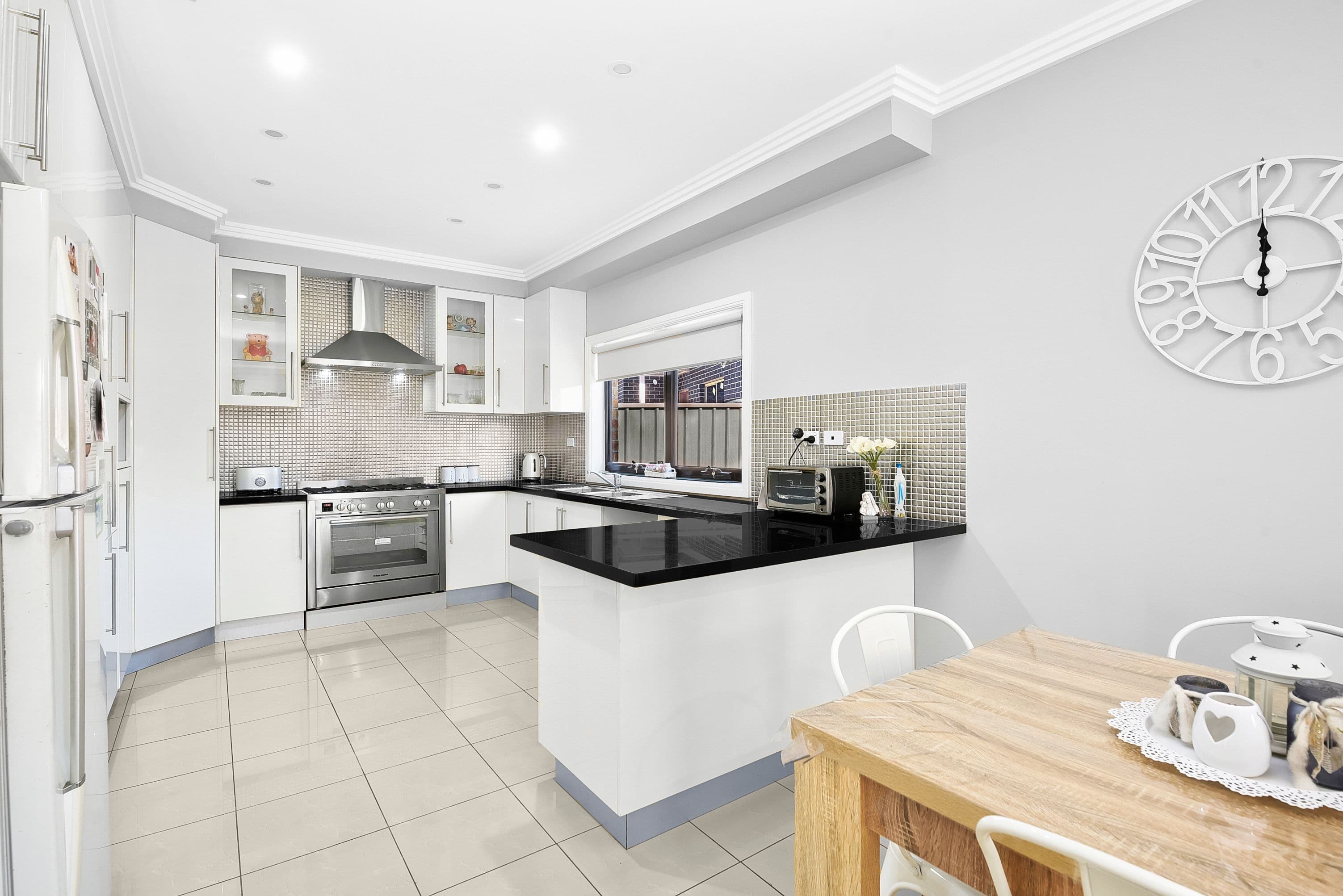 27 Winburndale Road, Wakeley - Thumbnail 2