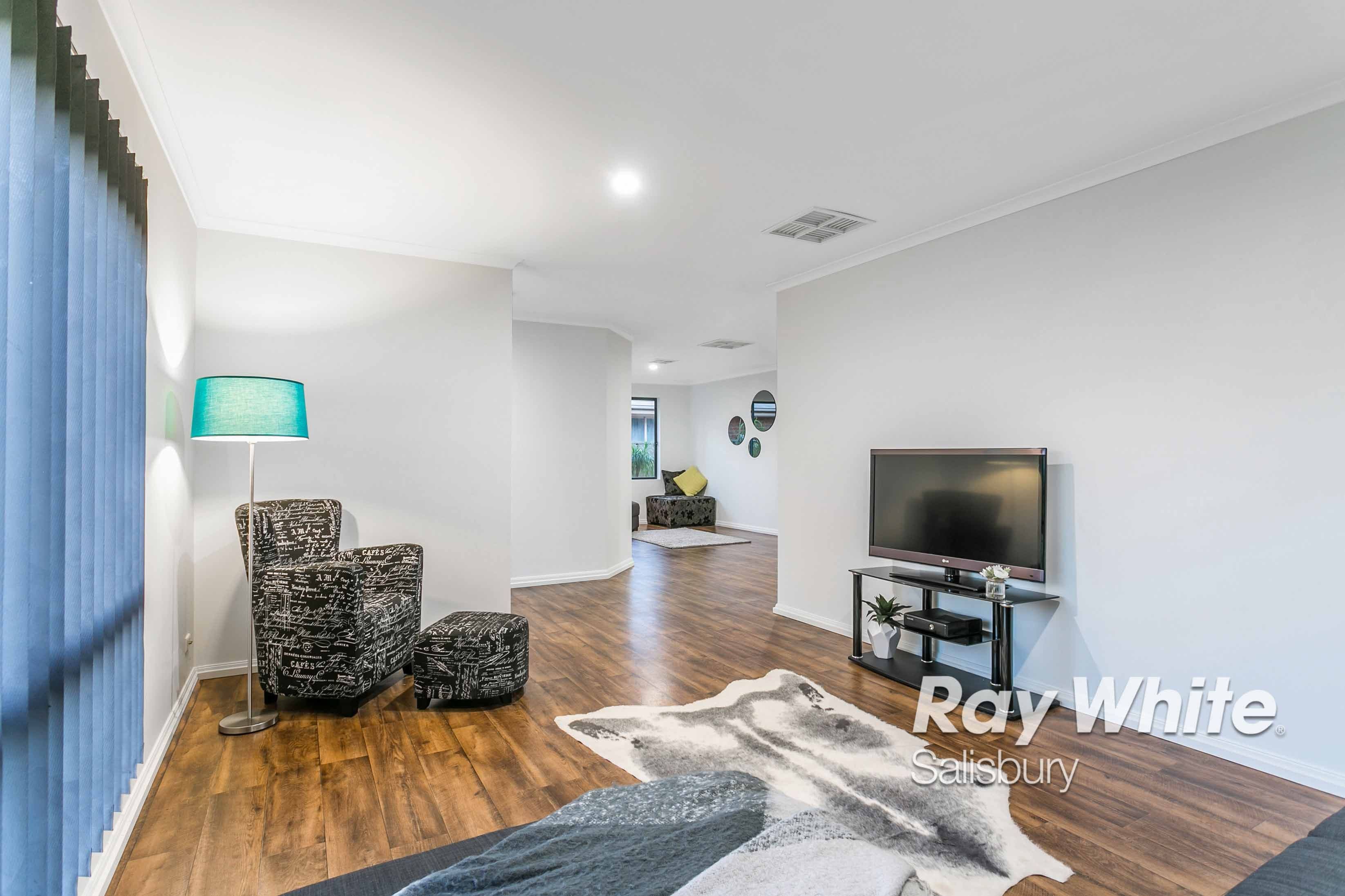 10 Somerset Grove, Craigmore SA 5114, Craigmore - Thumbnail 4