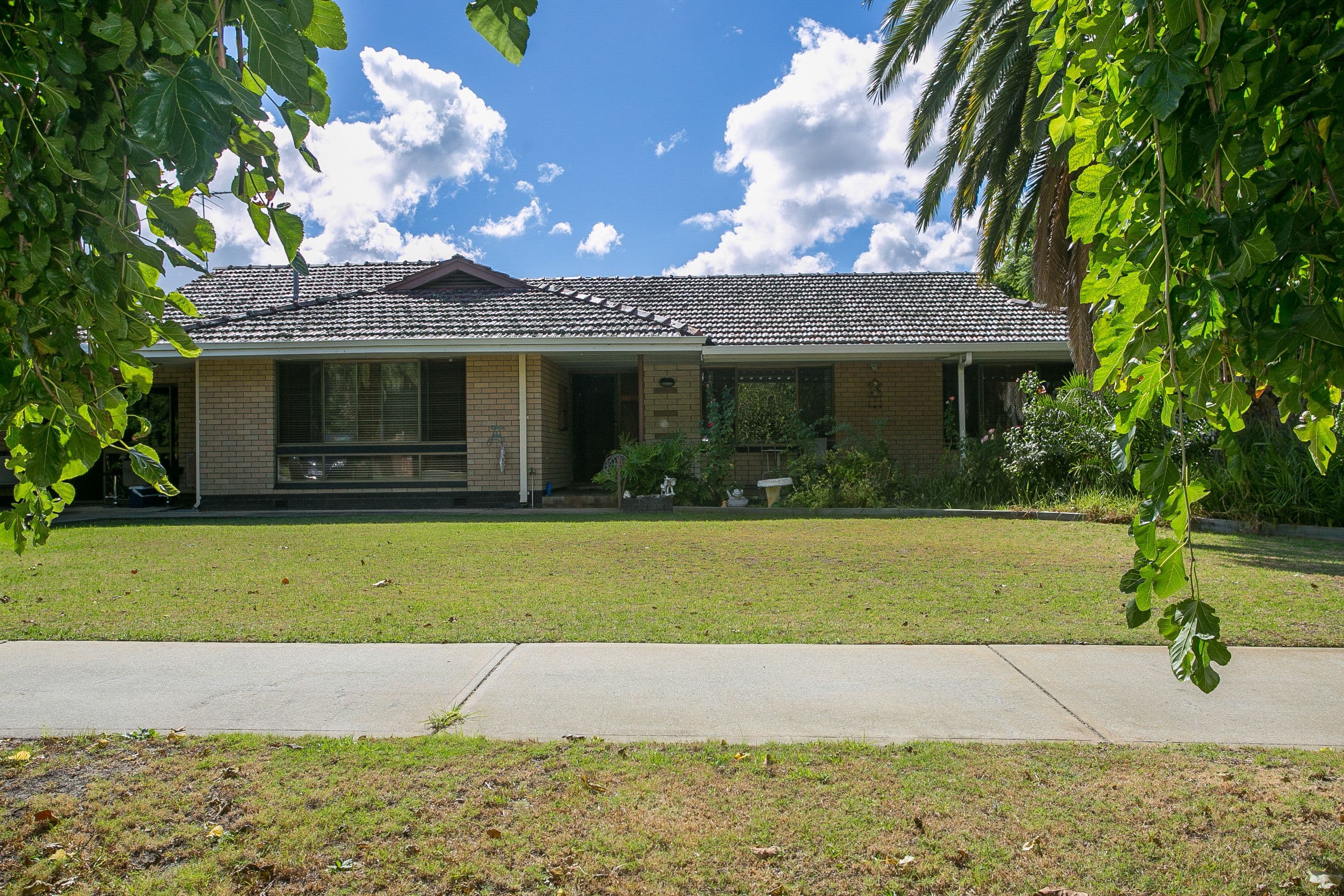 24 Kidman Avenue, South Guildford WA 6055, South Guildford - Thumbnail 2