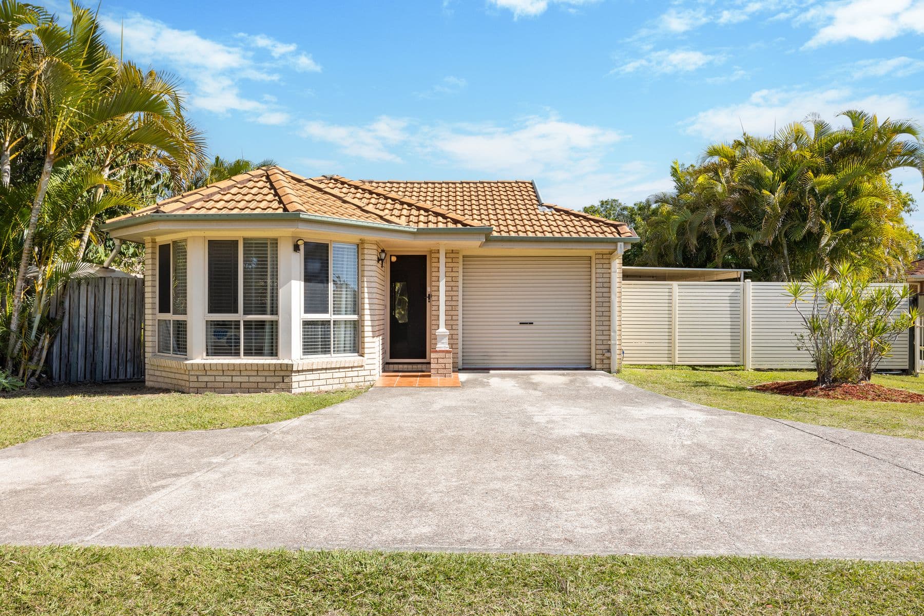 32 Lorraine Street, Crestmead QLD 4132, Crestmead - Image 1