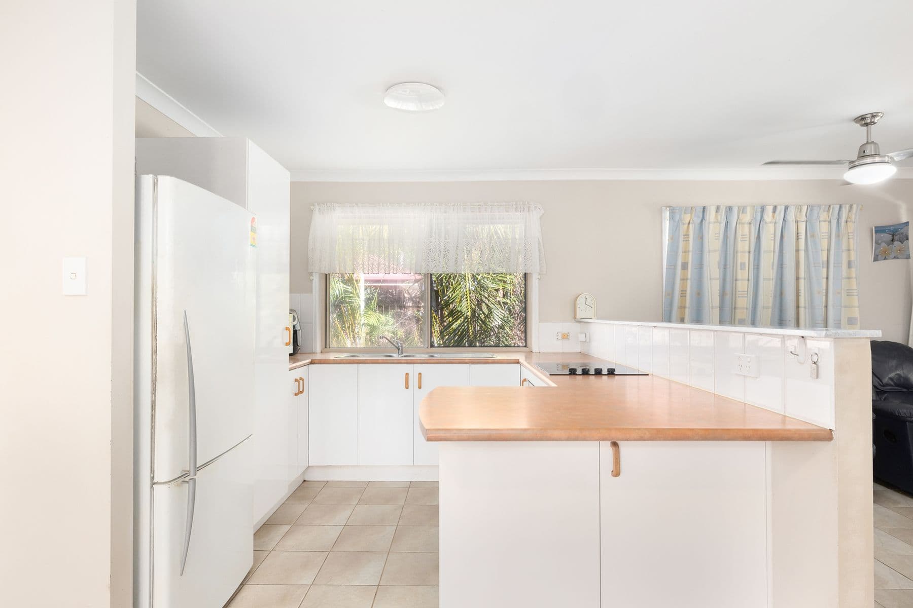 32 Lorraine Street, Crestmead QLD 4132, Crestmead - Thumbnail 3