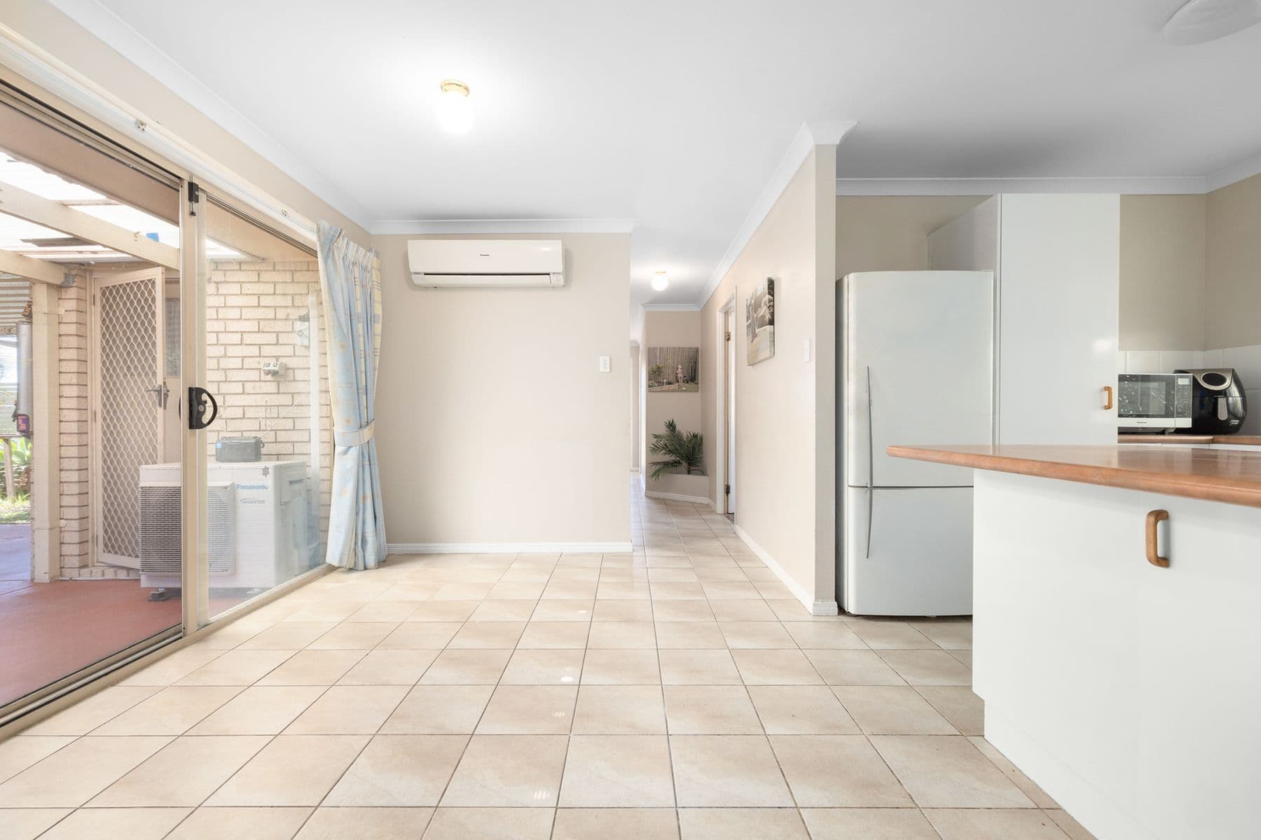 32 Lorraine Street, Crestmead QLD 4132, Crestmead - Thumbnail 4