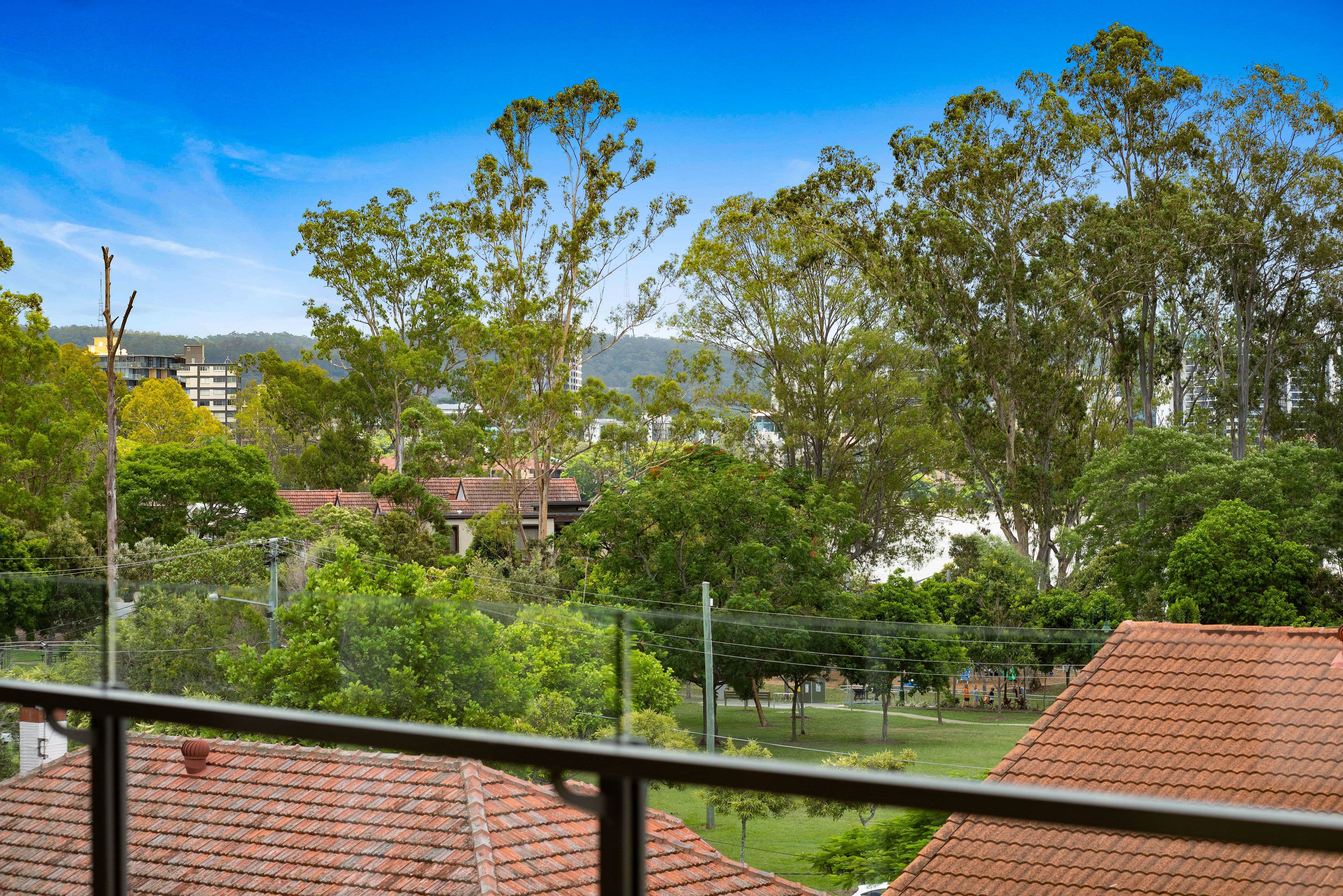 2 Laurence Street, St Lucia QLD 4067, St Lucia - Thumbnail 2
