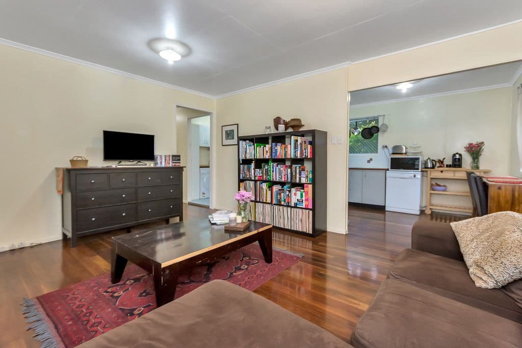 29 Gibbs Street, Riverview QLD 4303, Riverview - Thumbnail 3