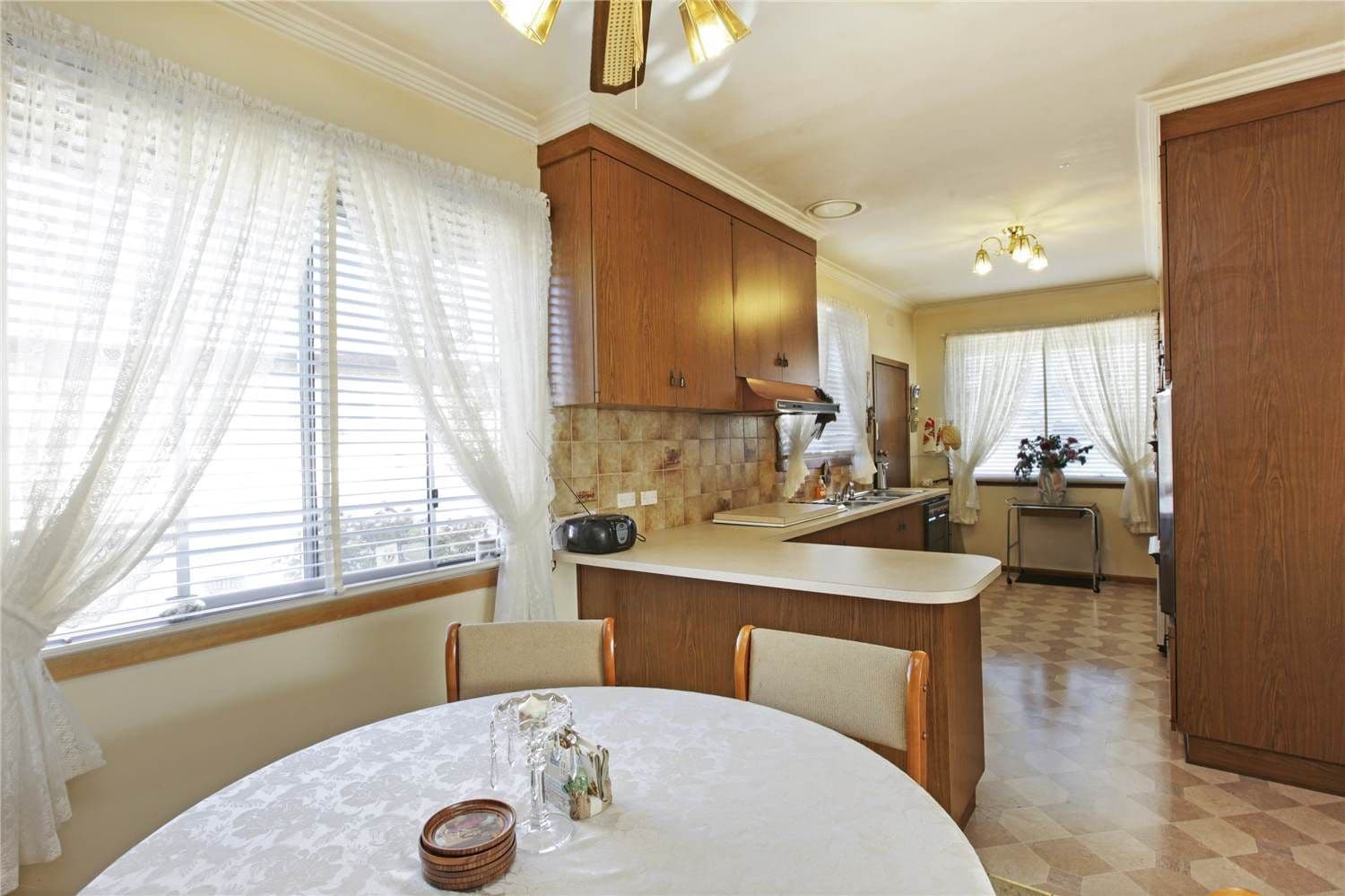 31 Dorward Avenue, NEWCOMB VIC 3219, Newcomb - Thumbnail 3