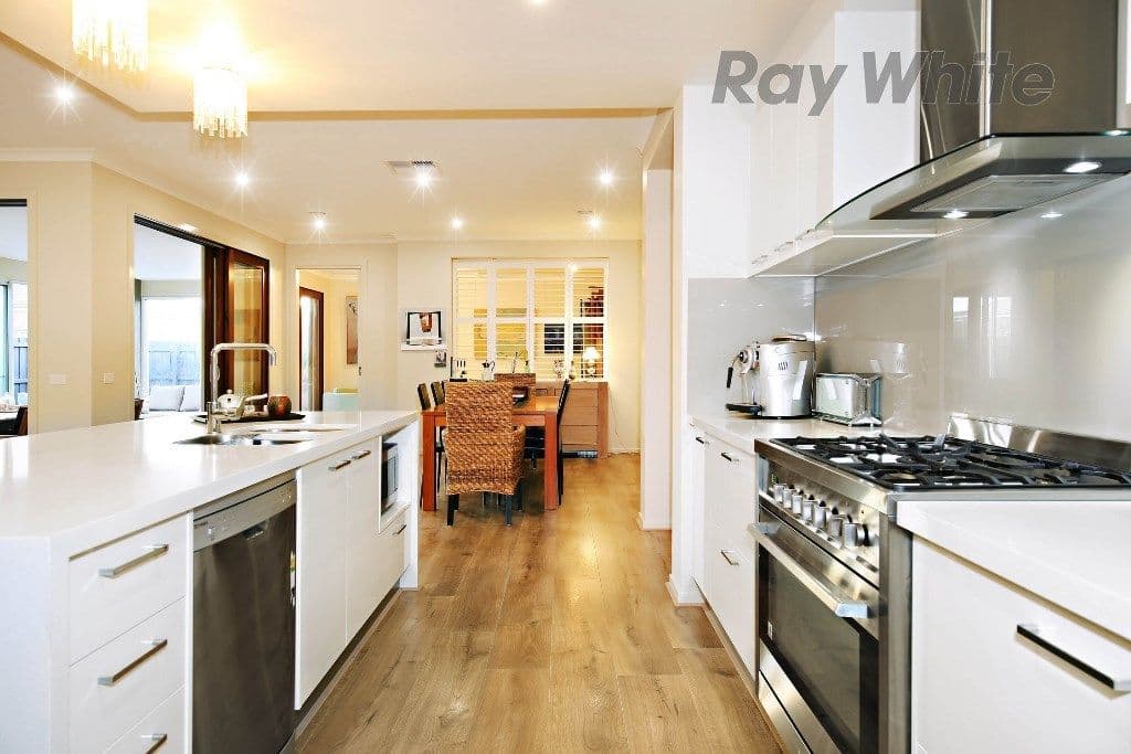 29 Yellowbox Drive, Point Cook VIC 3030, Point Cook - Thumbnail 5