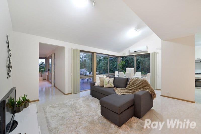 11 Cardinia Way, Rowville VIC 3178, Rowville - Thumbnail 4