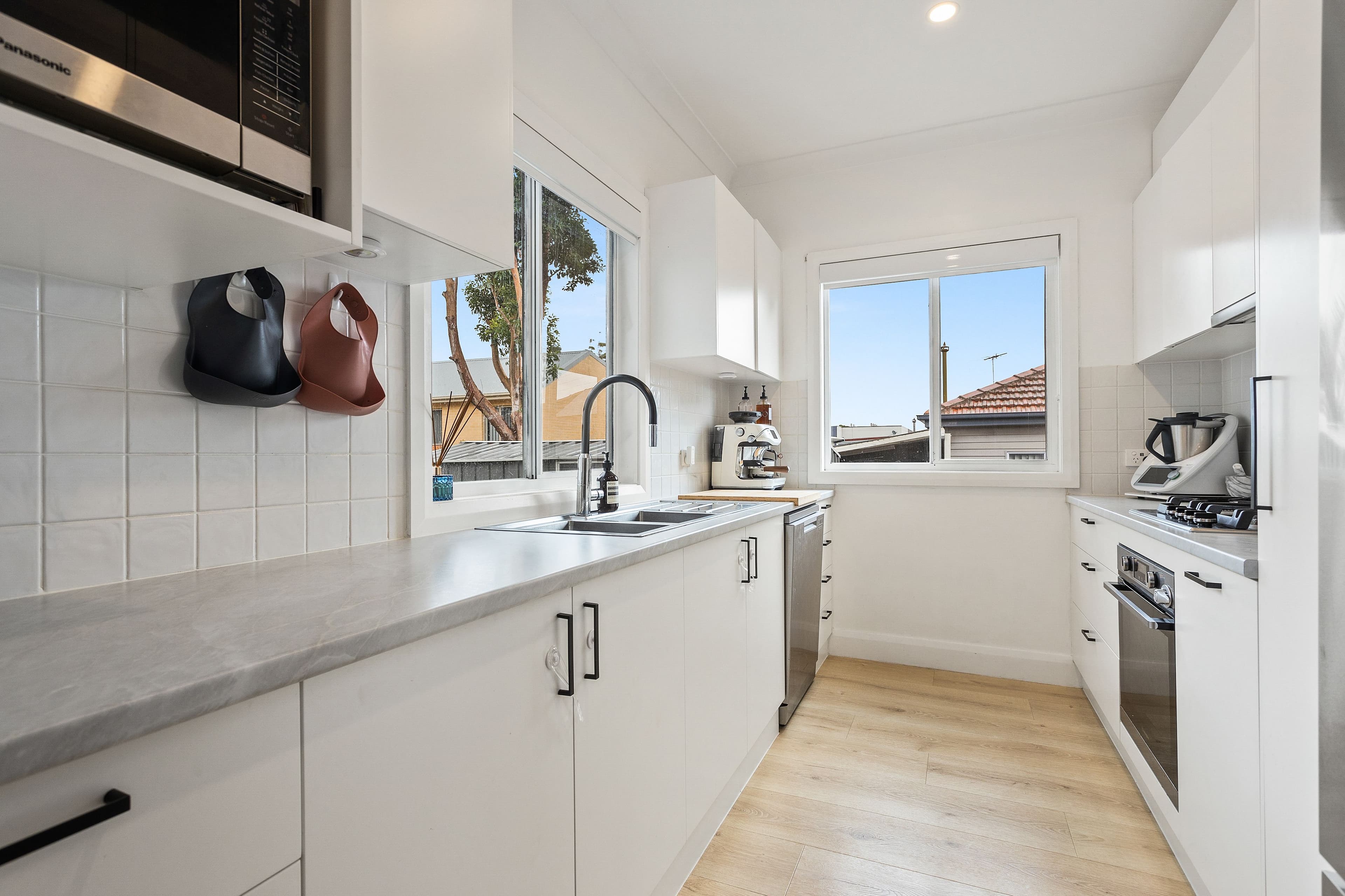 2 Wattle Street, Peakhurst NSW 2210, Peakhurst - Thumbnail 6