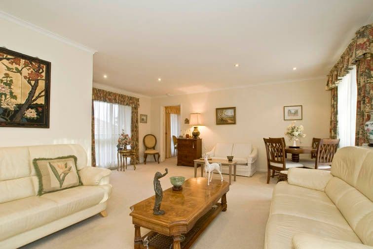 20 Brentwood Drive, WANTIRNA VIC 3152, Wantirna - Thumbnail 5