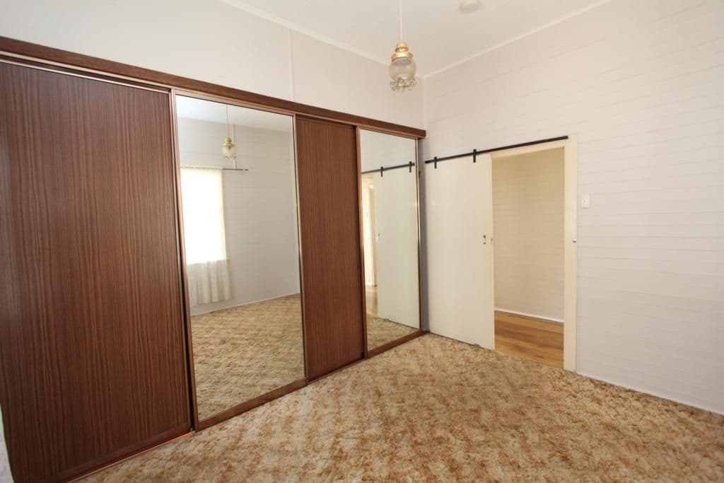 21 Molesworth Street, TENTERFIELD NSW 2372, Tenterfield - Thumbnail 6