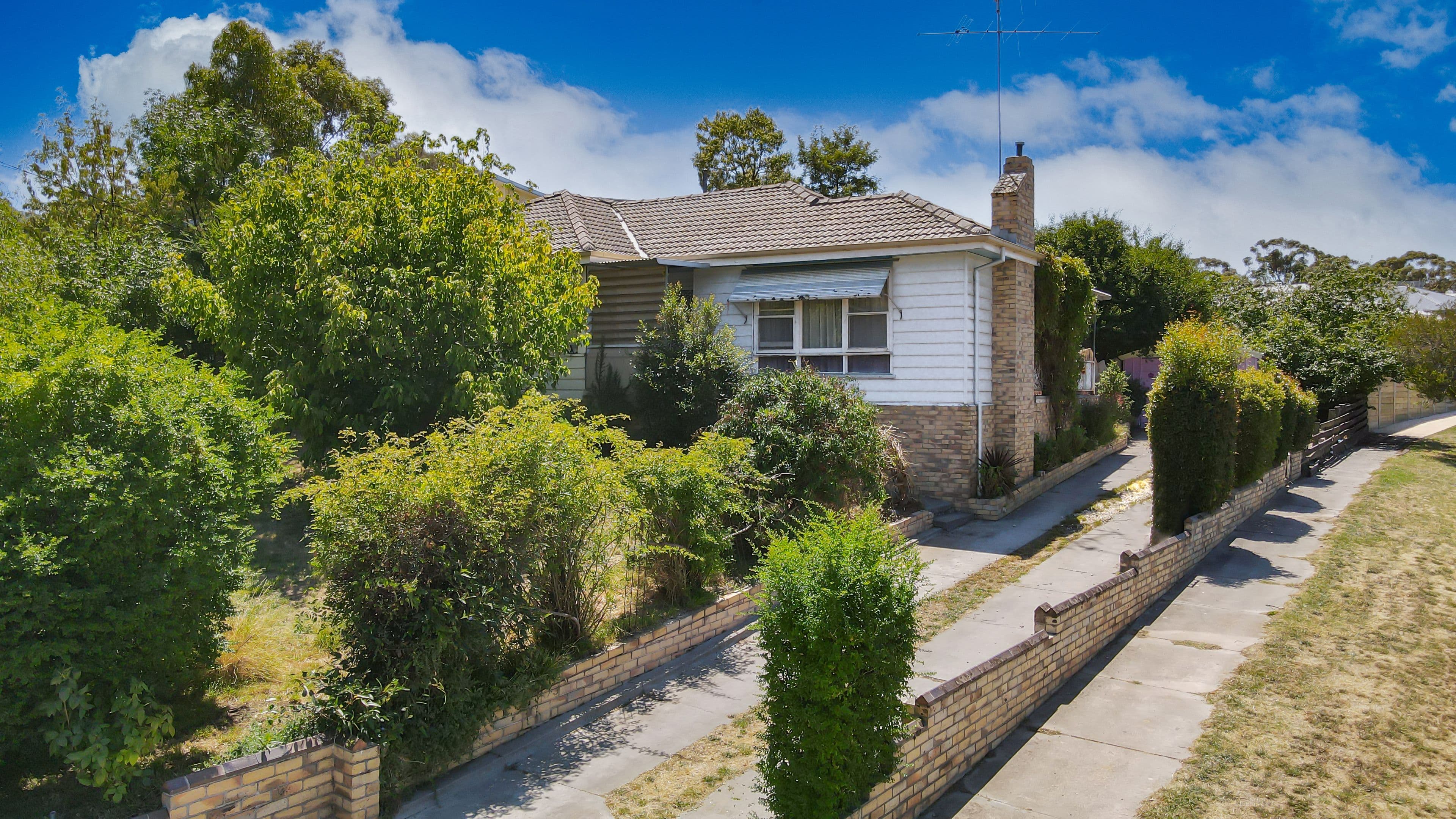 32 Specimen Hill Road, Golden Square VIC 3555, Golden Square - Image 1