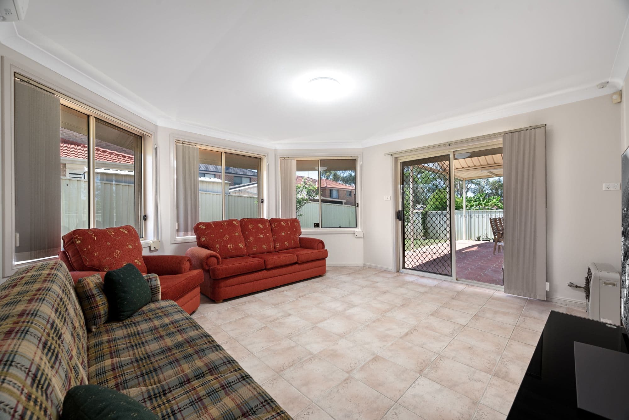 6 Solander Avenue, West Hoxton NSW 2171, West Hoxton - Thumbnail 6