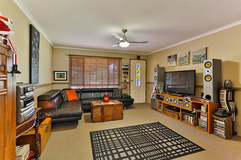 6 Gibson Street, WILSONTON QLD 4350, Wilsonton - Thumbnail 2