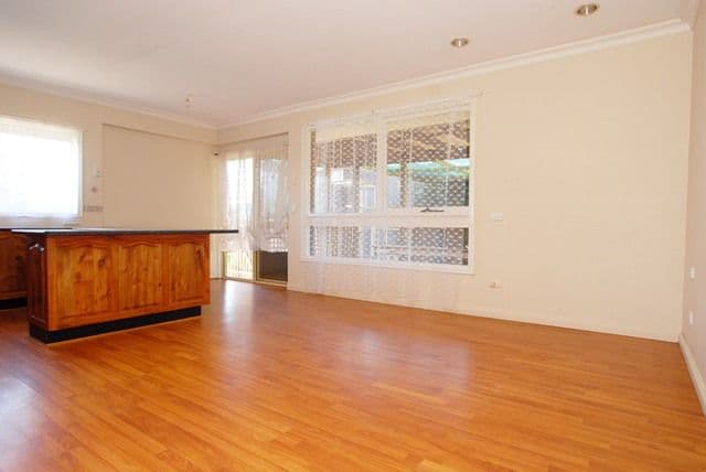 125 Robbs Road, WERRIBEE SOUTH VIC 3030, Werribee South - Thumbnail 3