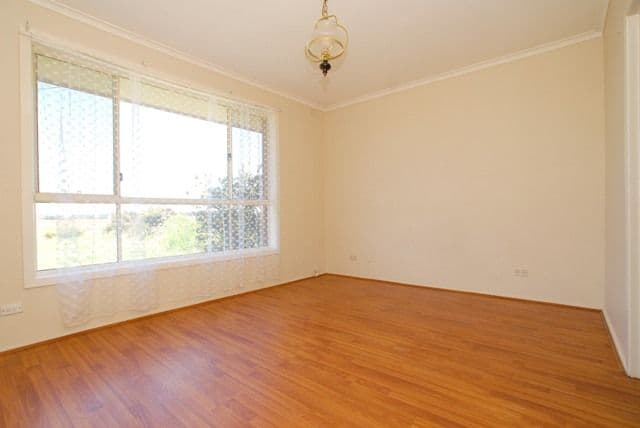 125 Robbs Road, WERRIBEE SOUTH VIC 3030, Werribee South - Thumbnail 5
